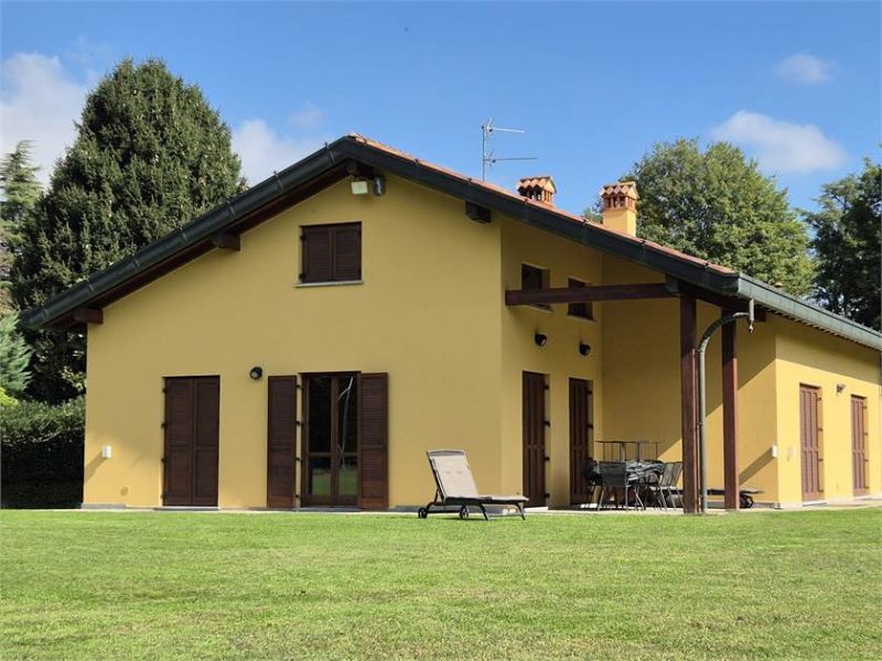 Vendita Villa Unifamiliare a Como